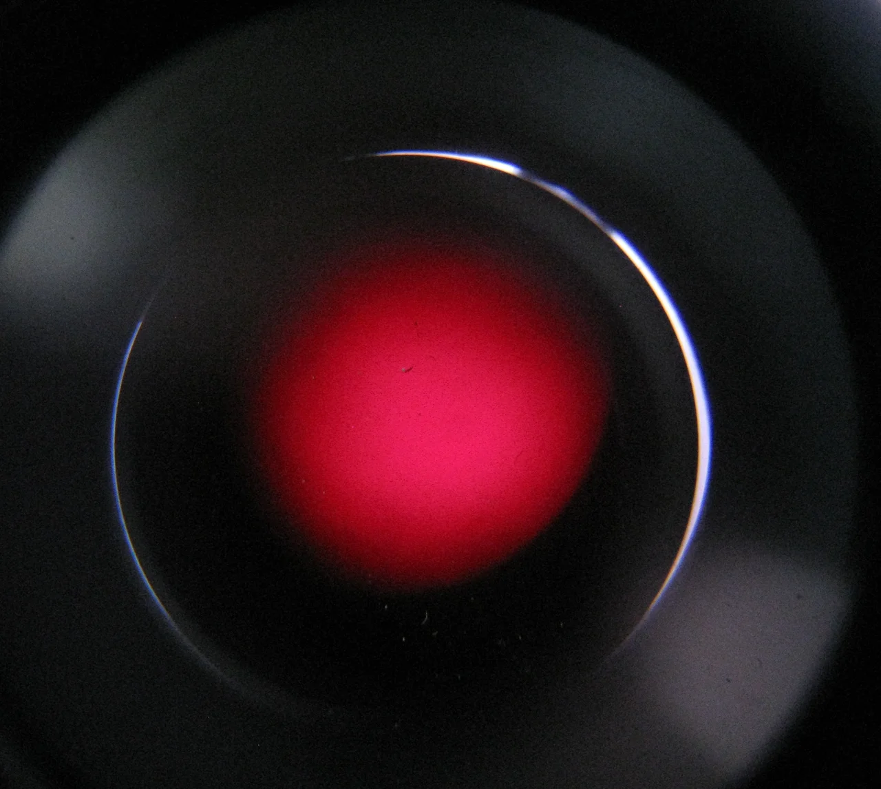 Viewed through H-alpha (Hα) filter telescope. H-alpha is a specific red visible spectral line created by hydrogen with a wavelength of 656.28 nm, which occurs when a hydrogen electron falls from its third to second lowest energy level.
en.wikipedia.org/wiki/H-alpha
Lowell Observatory
Flgstaff, Arizona
sw2 347
