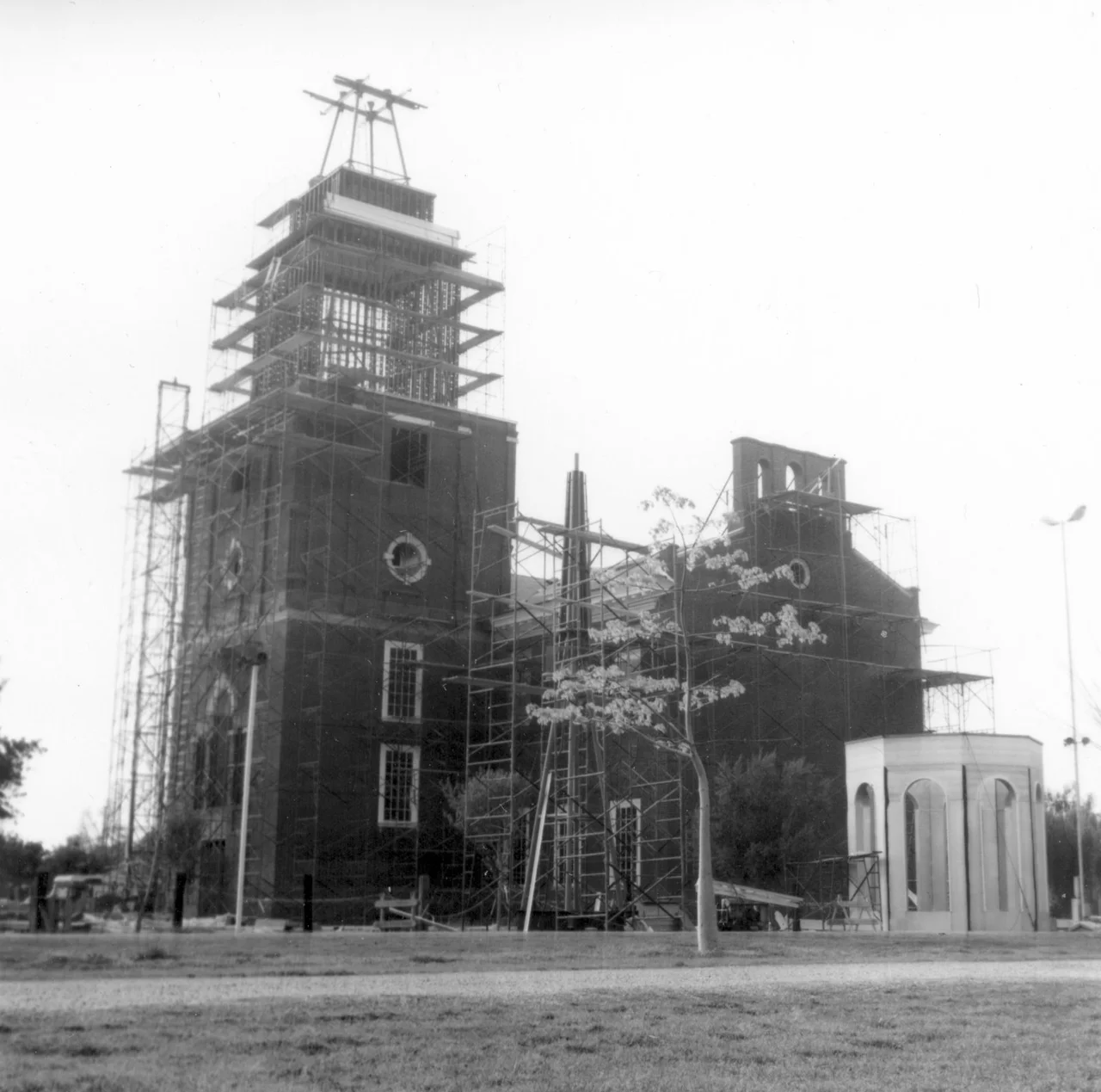 There are no known copyright restrictions on this image. All future uses of this photo should include the courtesy line, "Photo courtesy Orange County Archives."
Photo from the Knott's Berry Farm Collection, Accession #2006/8.
